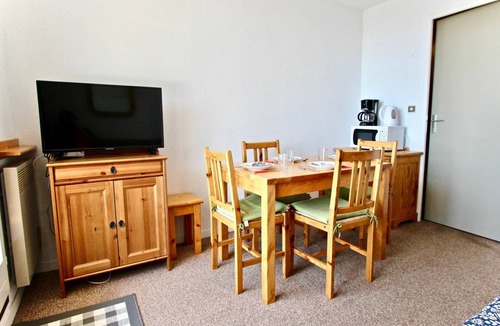 Chamrousse Apartment | Functional studio for 4, pets allowed