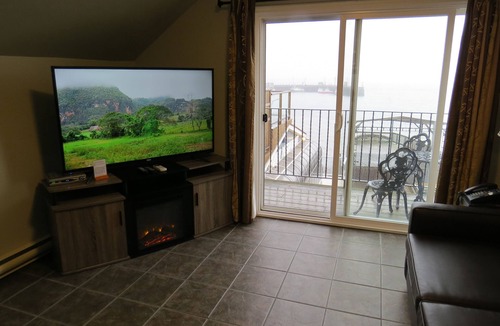 Digby House | Fundy Complex Dockside Suites