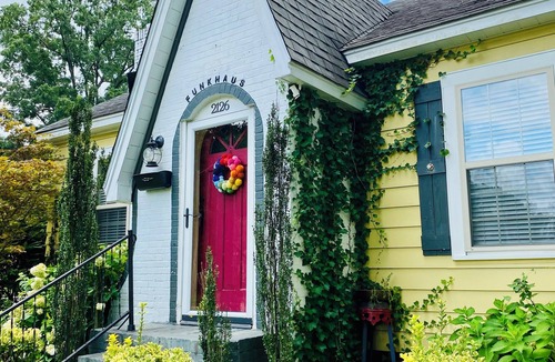 Fort Smith House | Funkhaus of Fort Smith Stay Funky