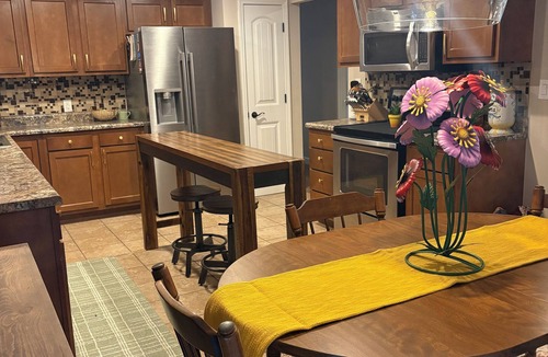 Waynesville House | Funky Brothers Bunkhouse n10 minutes to FLW.