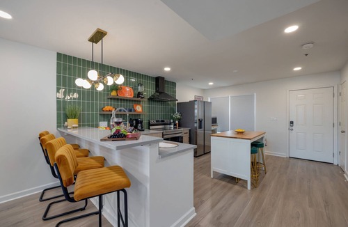 Rutledge Hill Condo | Funky Town - Walkable to Nashville Attractions