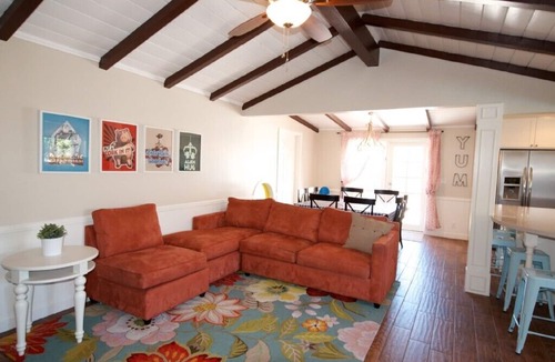 Hermosa Village House | Funtierland + Andy's House + Walk to Disneyland + Pool + Rock slide