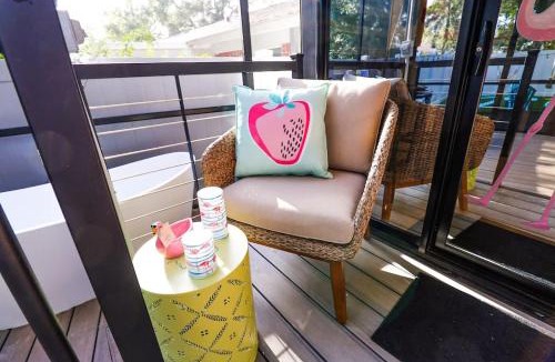 Winter Garden House | FunTropicalTinyHomeGolfCartLake