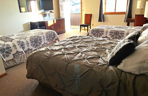 Beaver City Hotel | Furnas County Lodging