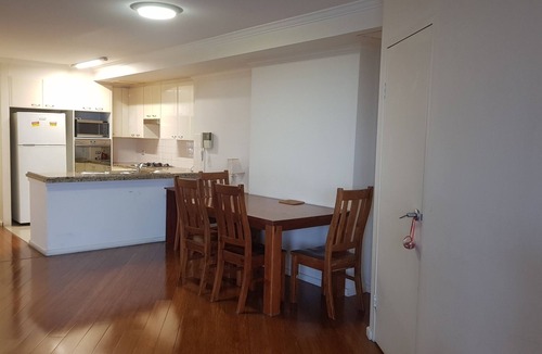 Chatswood Apartment | Furnished 2 Bedroom-