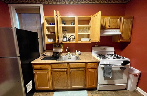 North Austin Apartment | Furnished 2BR Apt. I Long Stays Welcome I Utilities Incl. I Car Rental Available