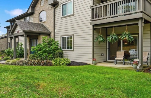 Buechel Condo | Furnished 2BR condo in east Louisville, close to airport and Churchill Downs!