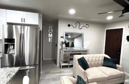 Dallas House | Furnished 3-bedroom house near downtown Dallas