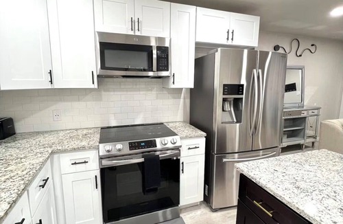 Dallas House | Furnished 3-bedroom house near downtown Dallas