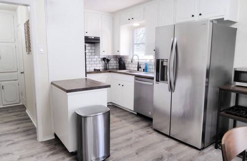 Euless House | Furnished 3BR Home 30+ Day Stays Near DFW Airport