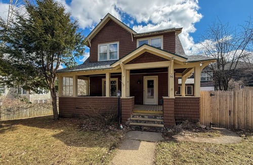 Saranac Lake House | Furnished, 4-bedroom "Cure Cottage" in Beautiful Saranac Lake!