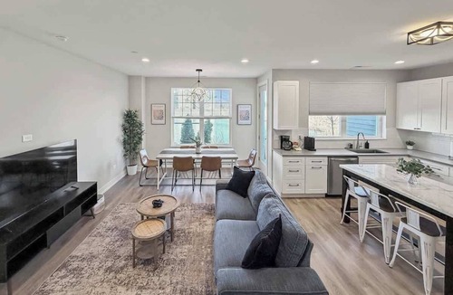 Warrenville Apartment | Furnished 4BR Townhome Pickleball Court & Garage