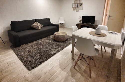 Chatel-Guyon Apartment | Furnished 55m²