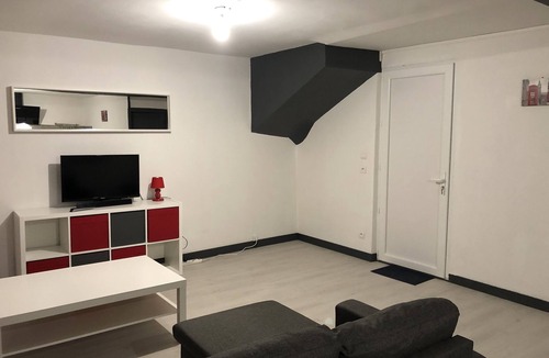 Bourgueil Apartment | Furnished and equipped studio ideal for travel