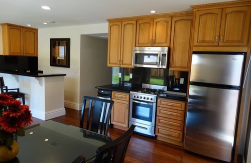 Sunset Park Condo | Furnished Apartment 2bd-2ba Special 4800/Month in Santa Monica Like a House