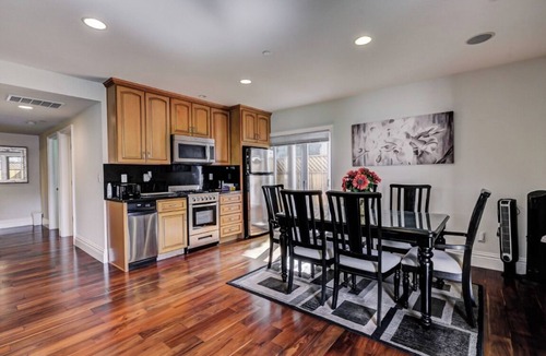 Sunset Park Condo | Furnished Apartment 2bd-2ba Special 4800/Month in Santa Monica Like a House