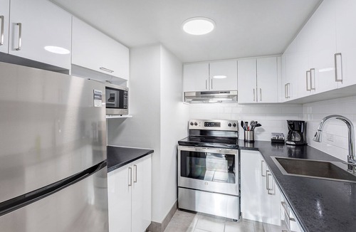 Milton Park Apartment | Furnished Apartment - Downtown Montreal - 2 BEDROOMS SUITE