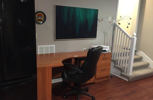 Lenexa Apartment | Furnished Apartment In Quiet Tree-Filled Lenexa Neighborhood