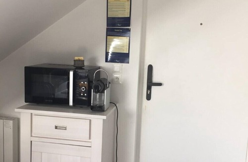 Villeneuve Apartment | Furnished apartment, near train station and metro