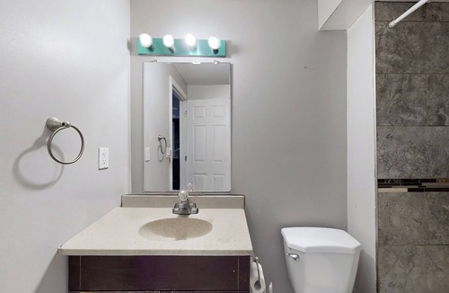 Brampton Apartment | Furnished Basement Apartment for rent 2 BED, 1BATHnnAvailable from March 1, 2026