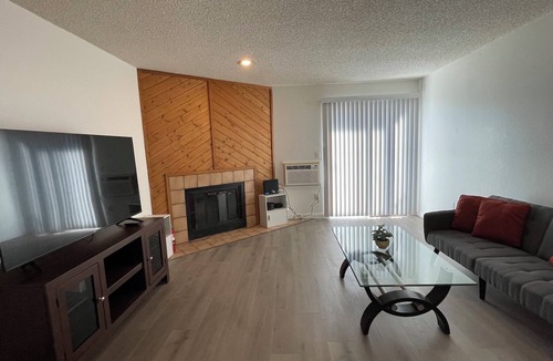Aurora Condo | Furnished Condo for a month or more
