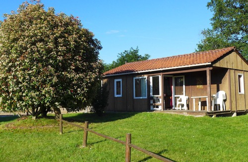 Autry-le-Chatel Ski Chalet | Furnished cottage 2 hours from Paris / between countryside and forest / Les Chalets du Quignon