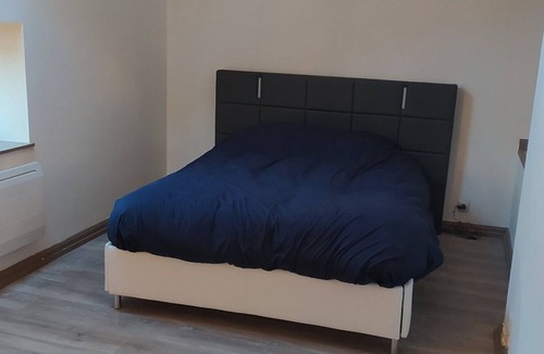 Monthureux-le-Sec House | furnished flat