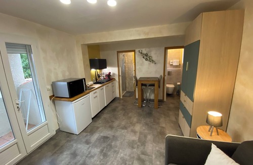 Sommieres Apartment | Furnished flat * in Sommières