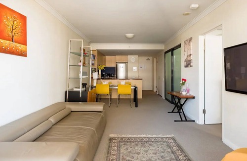 St. Leonards Apartment | Furnished Home Stay