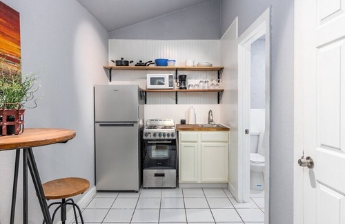 Downtown San Antonio Apartment | Furnished House Apartment with Private Entrance and Parking