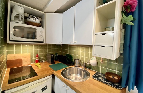 Arsenal Apartment | Furnished mezzanine studio - Paris - Marais