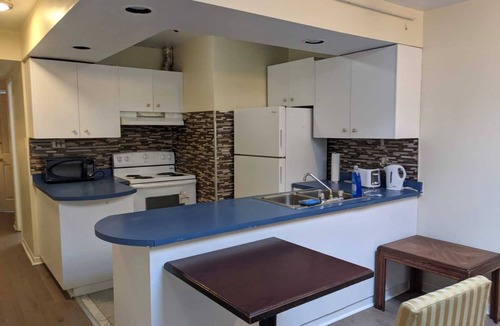Greenwood - Coxwell Apartment | Furnished one-bedroom apartment near Gerrard and Greenwood, East York