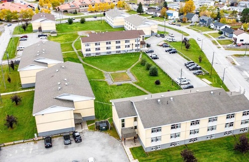 Thompson Apartment | Furnished Private Apartment with AC, free utilities, Walk to Downtown Thompson.