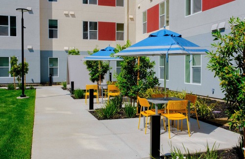 Napa Apartment | Furnished private bedroom in brand-new professionally managed Napa rental