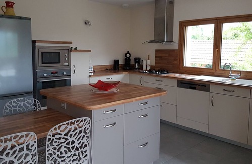 Baume-les-Dames House | Furnished rental 4 stars