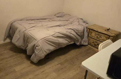 North Las Vegas House | Furnished room in big home full bed