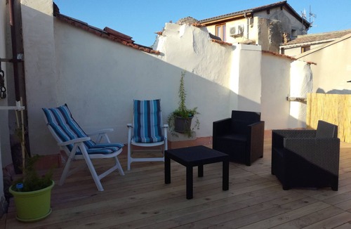 Pont-Saint-Esprit Apartment | Furnished studio 25 m2 with roof terrace