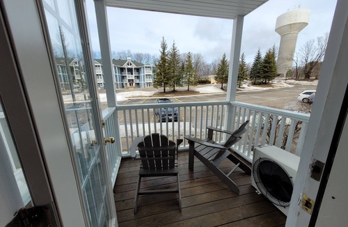 Oro-Medonte Apartment | Furnished studio in Country Carriage Club - Oro