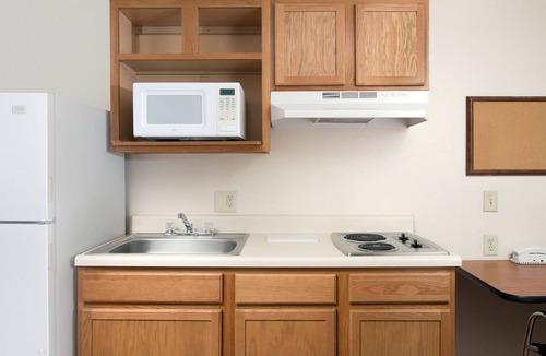 Greenwich Apartment | Furnished Studio in North Wichita