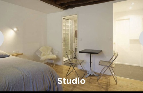 Marais Apartment | FURNISHED STUDIO IN THE HEART OF THE MARAIS PARIS 4