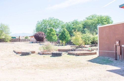 El Valle de Arroyo Seco Apartment | Furnished Studio Near Espanola and Pojoaque