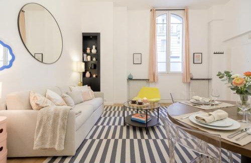 Neuilly-sur-Seine Apartment | Furtive - Mairie de Neuilly