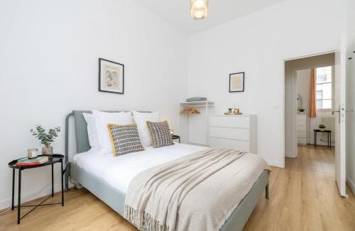 Neuilly-sur-Seine Apartment | Furtive - Mairie de Neuilly