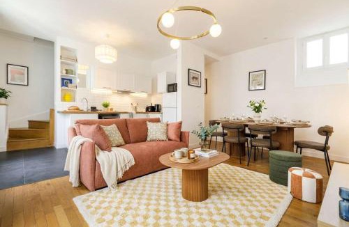 Faubourg-du-Roule Apartment | FurtiveStay - Champs Elysées - St Honore