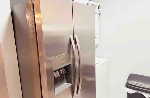 Kendall West Condo | Fuseball & Games - 2 BD/2 BTH Condo Miami!