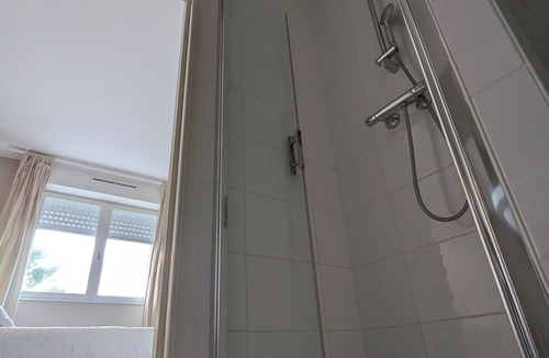 Lanester Hotel | Fuzei Hôtel