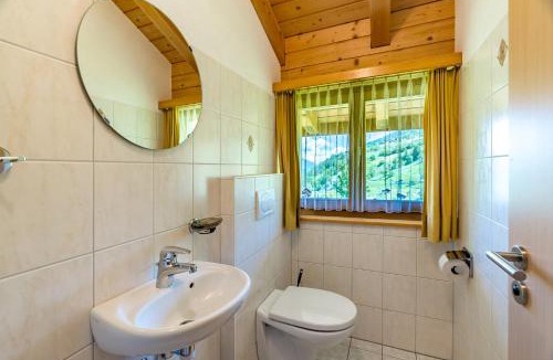 Graechen Other | Gästehaus auf Camping Grächbiel
