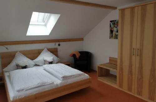 Walzenhausen Bed & Breakfast | Gästehaus Eisenhut