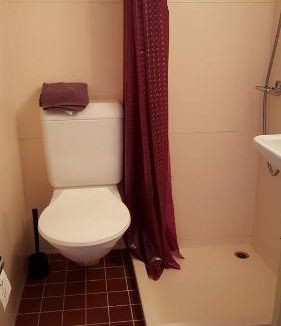 Schoenengrund Bed & Breakfast | Gästehaus Krone