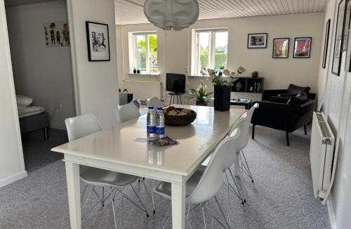 Bogense House | Gæstehuset Rosenvang